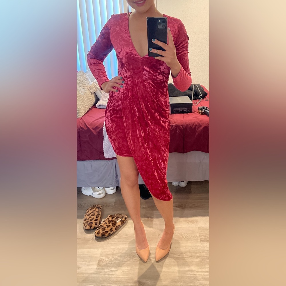 Velvet long sleeve dress